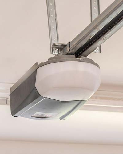 Reading garage door opener